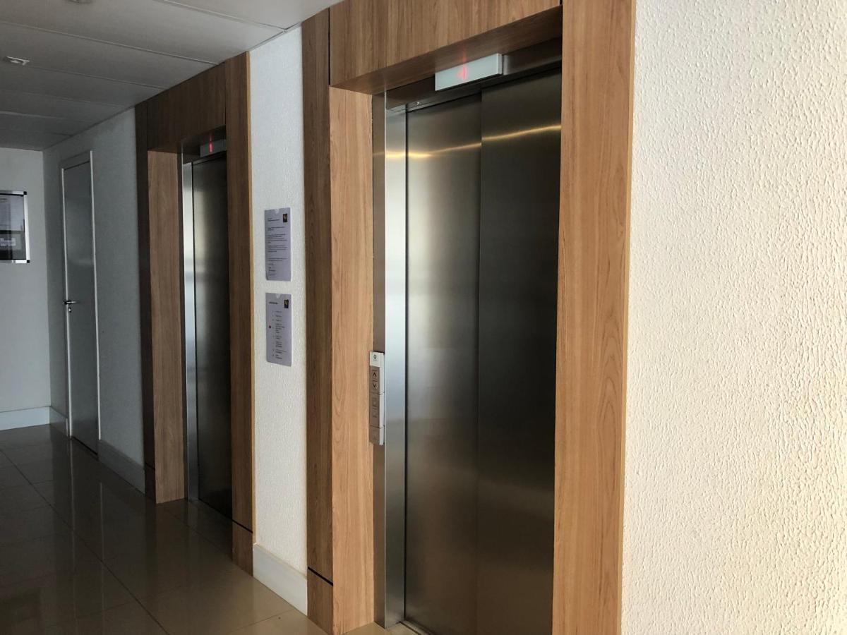 Flat Granja Viana - Espaco E Conforto 科蒂亚 外观 照片